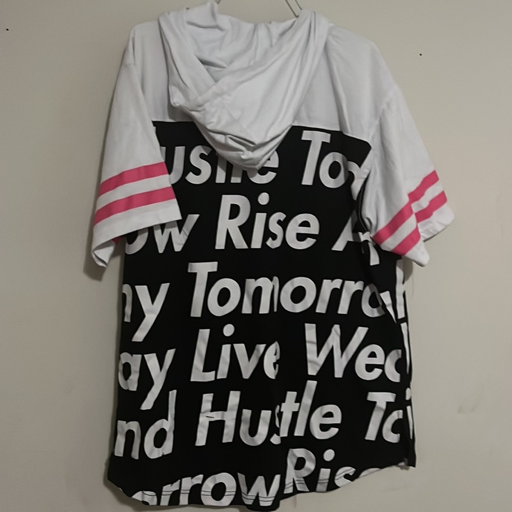 Shirt - Picture 2 of 2